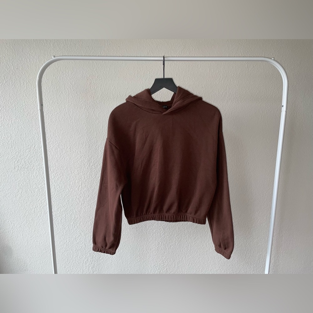 Women’s Zara cropped hoodie